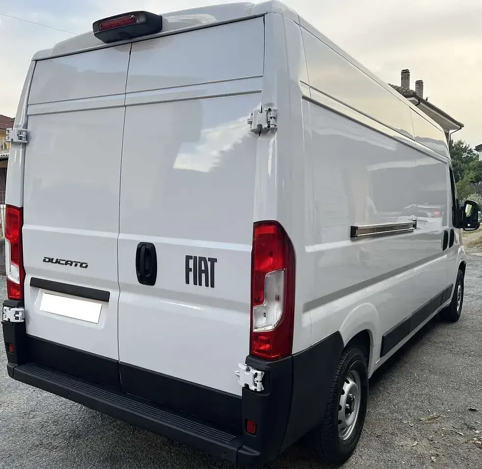 Usata Fiat Ducato 140 CV (102 kW) 2024 Bianco Furgone