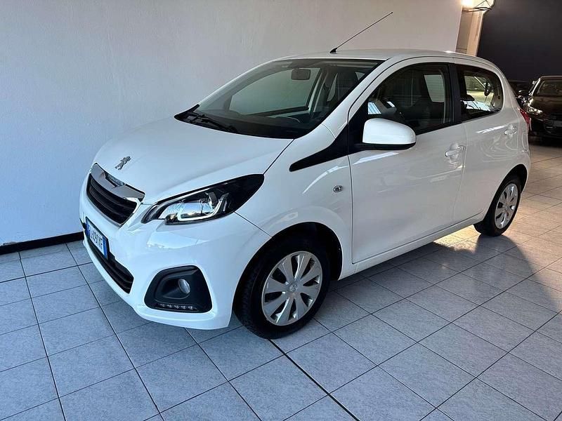 Bianco Usata 2017 Peugeot 108 Active Due volumi | 9800 € (Buon prezzo) - Immagine 1/4