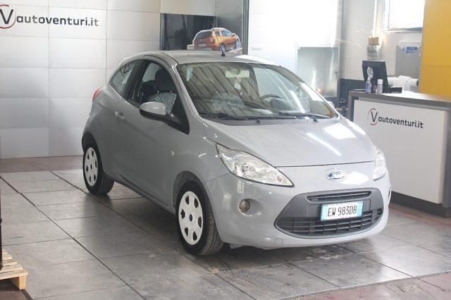 Grigio Usata 2014 Ford Ka Plus Due volumi | 4890 € (Buon prezzo) - Immagine 1/4