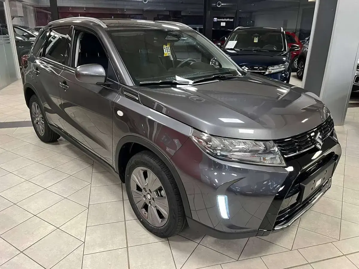 Nuova Suzuki Vitara Cool 110 CV (80 kW) 2026 Grigio SUV