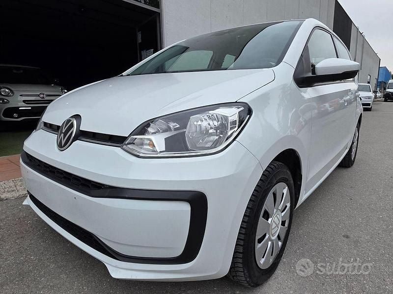 Begagnad VW up! Move 68 HK (50 kW) 2020 Vit Halvkombi