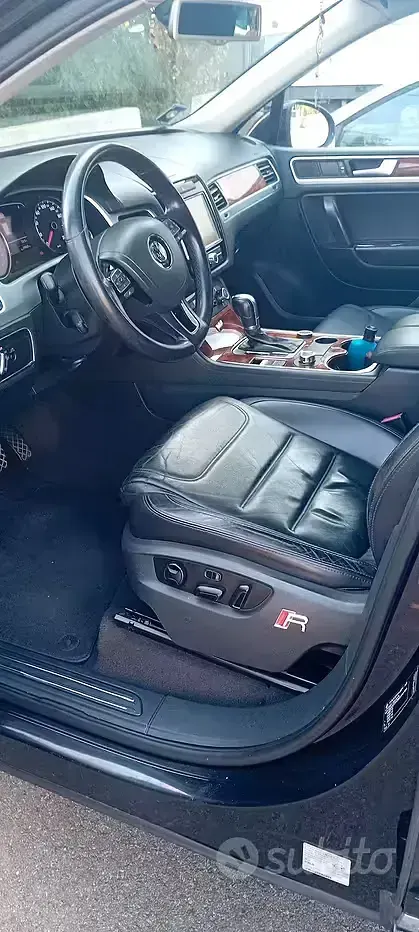 Usata VW Touareg 239 CV (175 kW) 2010 Nero SUV