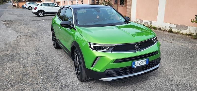 Usata Opel Mokka-e 100 kW (136 CV) 2021 Verde SUV