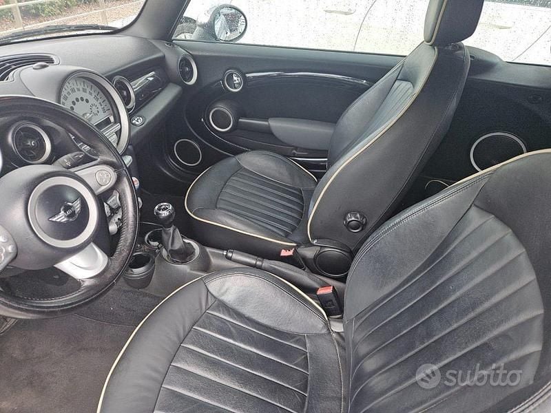 Usata Mini Cooper S Cabriolet 183 CV (134 kW) 2010 Grigio Cabrio