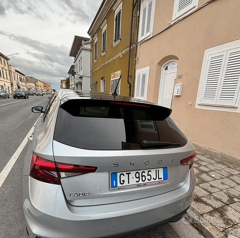 Usata Skoda Fabia Style 80 CV (58 kW) 2024 Grigio Utilitaria