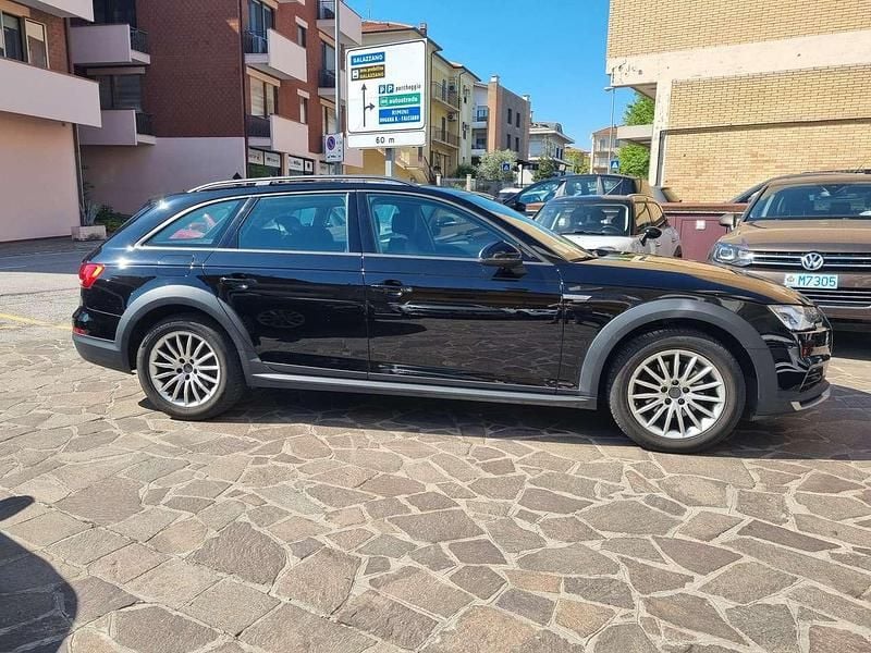 Usata Audi A4 Allroad Business 150 CV (110 kW) 2018 Other Station wagon