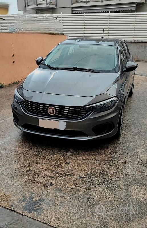 Usata Fiat Tipo Mirror 95 CV (69 kW) 2020 Nero Utilitaria