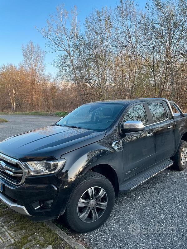 Usata Ford Ranger 213 CV (156 kW) 2023 Nero Pick-up