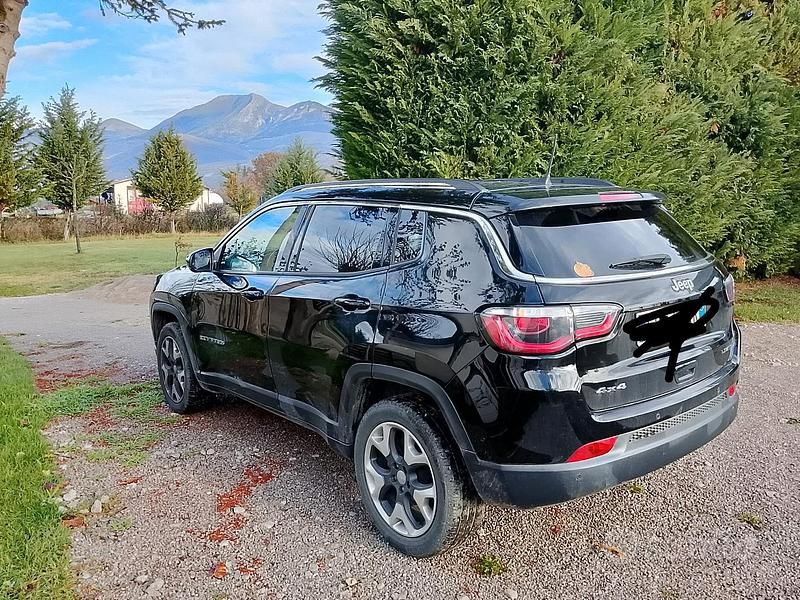 Usata Jeep Compass Limited 140 CV (102 kW) 2018 Nero SUV