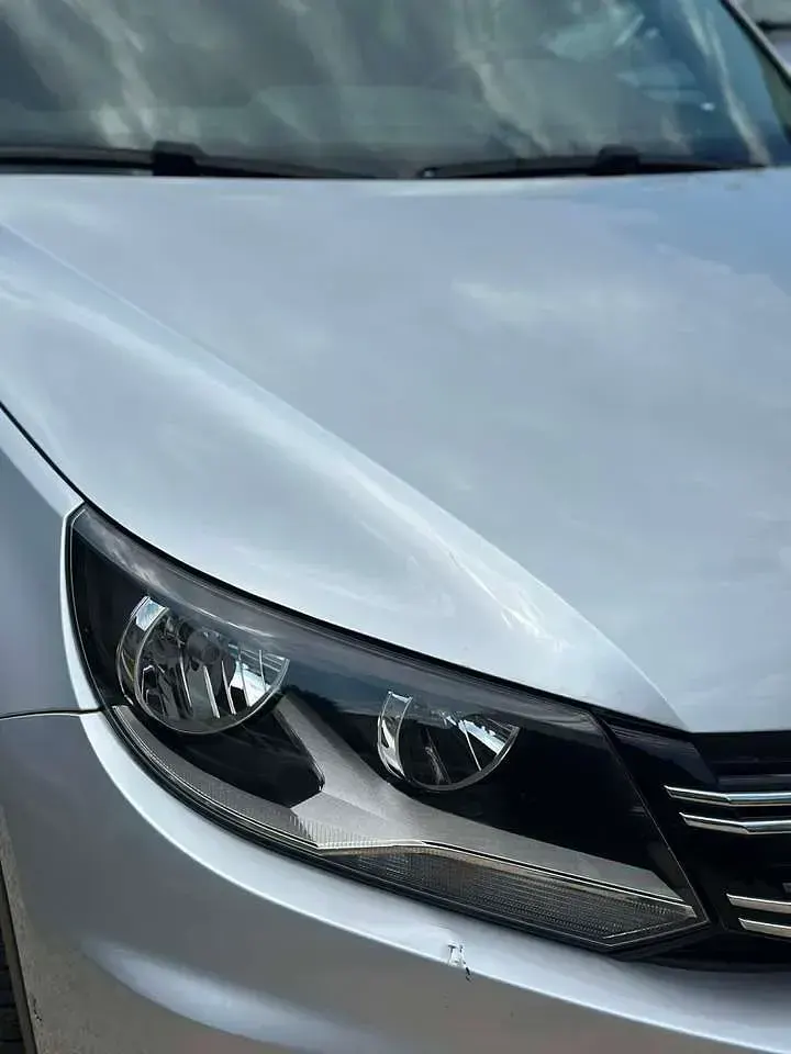 Usata VW Tiguan Sportline 140 CV (102 kW) 2011 Argento SUV