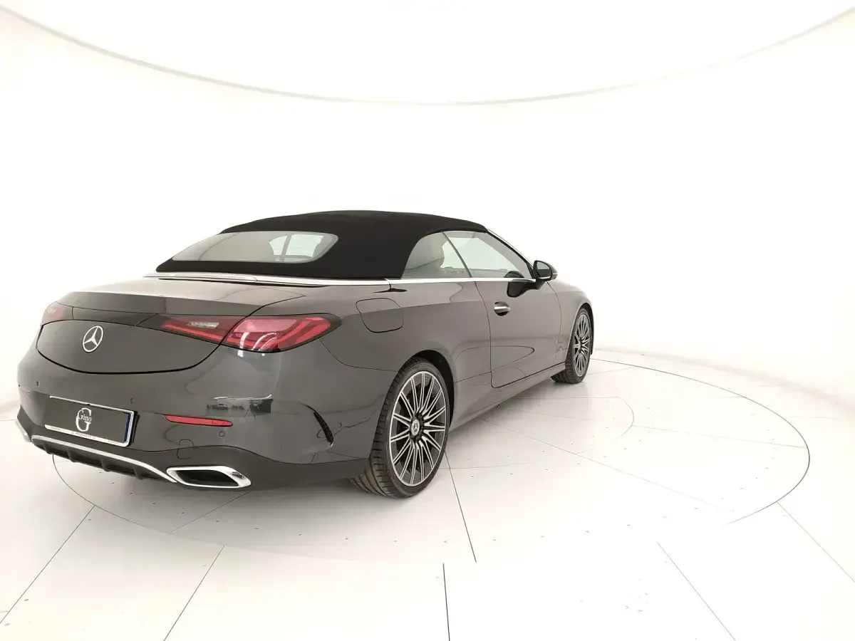 Usata Mercedes CLE220 AMG Line Premium 197 CV (144 kW) 2024 Grigio Cabrio