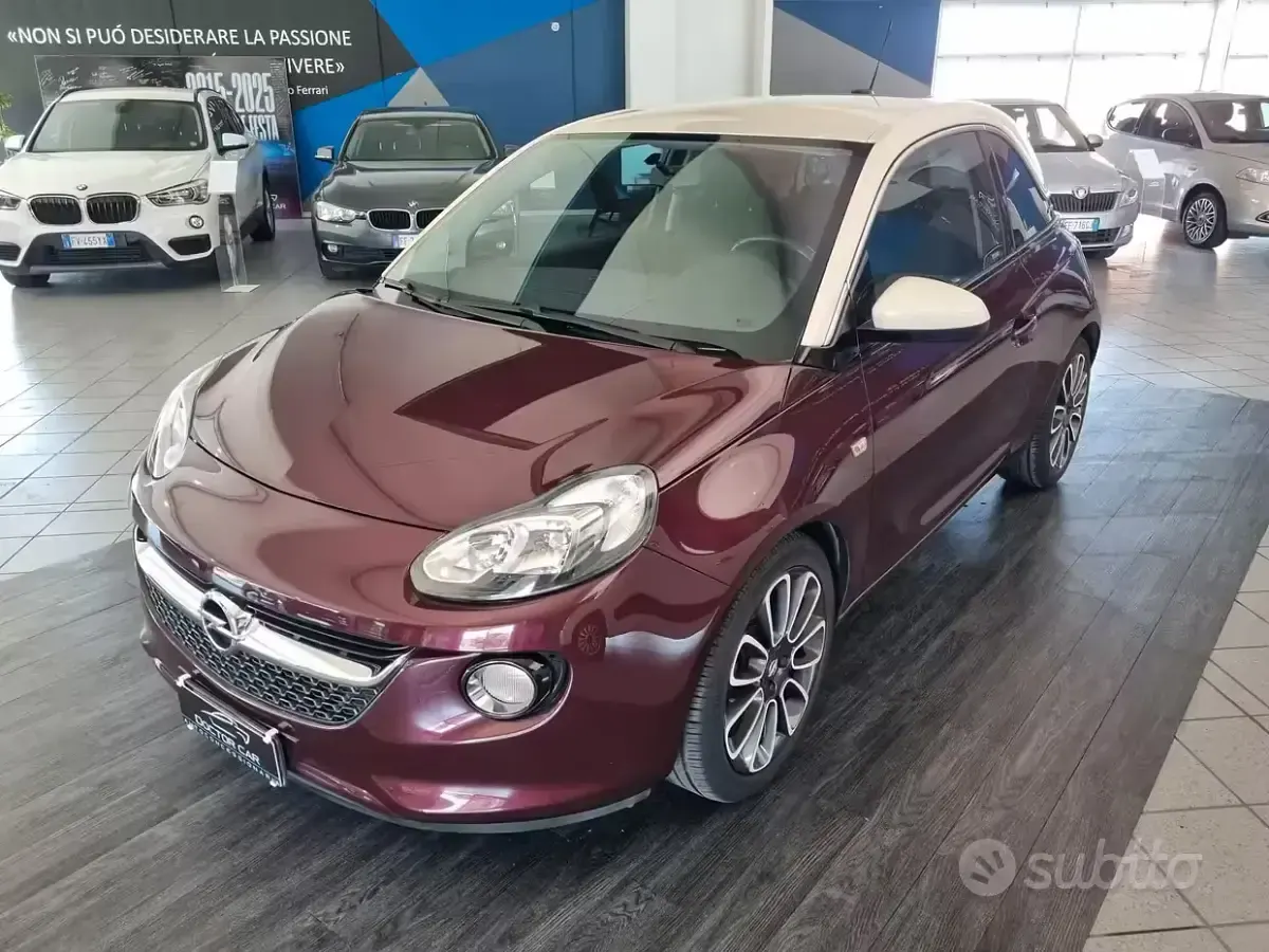 Usata Opel Adam Glam 87 CV (63 kW) 2016 Lilla Utilitaria