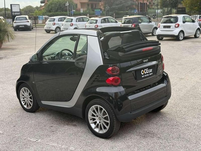 Usata Smart ForTwo Cabrio Passion 45 CV (33 kW) 2008 Eca black tridion silver met. Cabrio