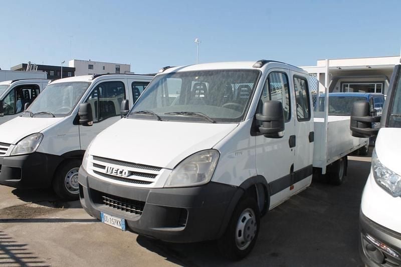 Usata Iveco Daily 96 CV (70 kW) 2007 Bianco