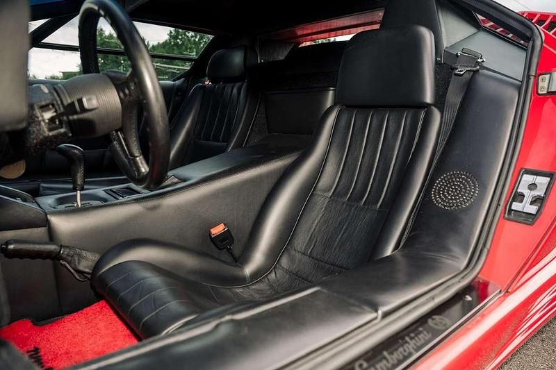 Usata Lamborghini Countach 455 CV (334 kW) 1989 Rosso Coupé