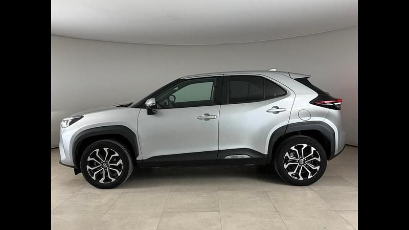 Usata Toyota Yaris Cross Trend 116 CV (85 kW) 2022 Argento SUV