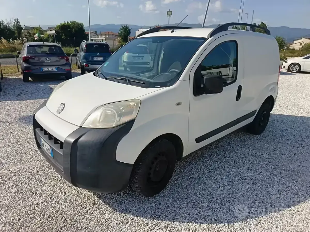 Usata Fiat Fiorino 75 CV (55 kW) 2010 Bianco Monovolume