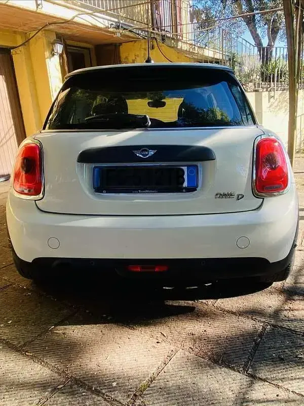 Usata Mini One D 95 CV (69 kW) 2017 Bianco Utilitaria