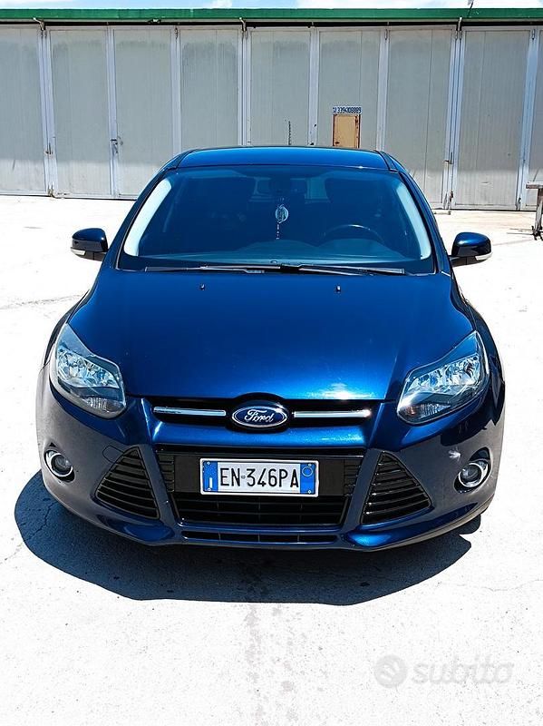 Usata Ford Focus Titanium 2012 Blu Berlina