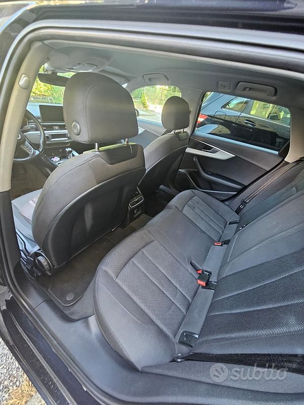 Usata Audi A4 190 CV (139 kW) 2017 Blu Station wagon