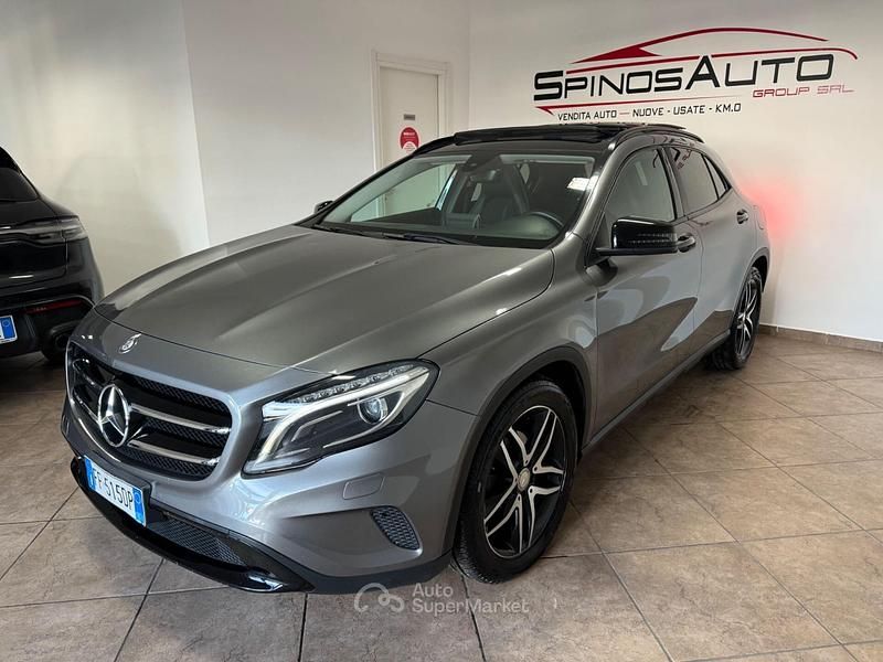 Usata Mercedes GLA200 136 CV (100 kW) 2016 Grigio SUV