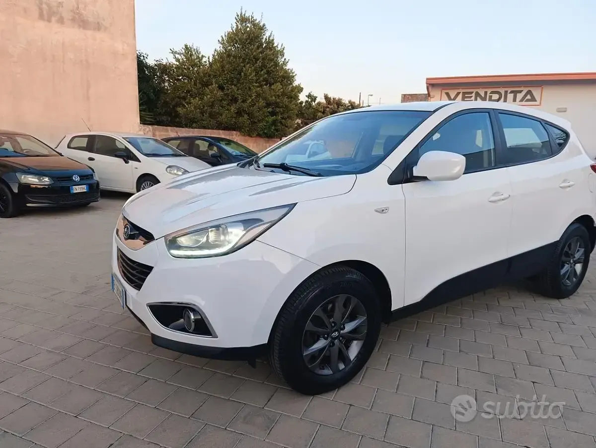 Usata Hyundai ix35 115 CV (84 kW) 2015 Bianco SUV