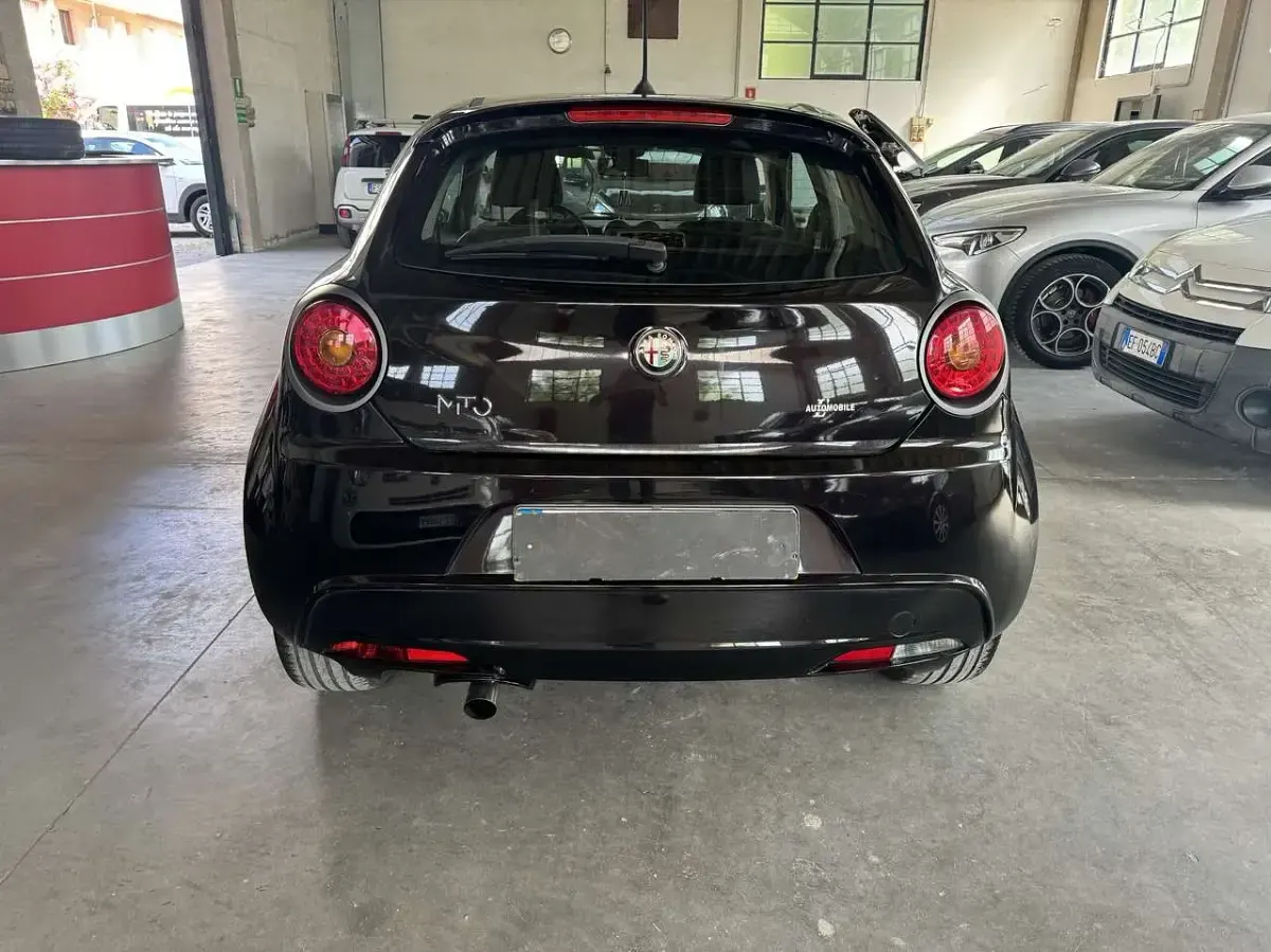 Usata Alfa Romeo MiTo Distinctive 84 CV (61 kW) 2015 Other Utilitaria