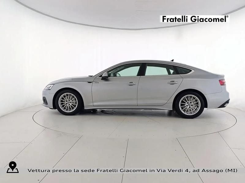 Usata Audi A5 Sportback Business 204 CV (150 kW) 2020 L5 argento fioretto metallizza Utilitaria