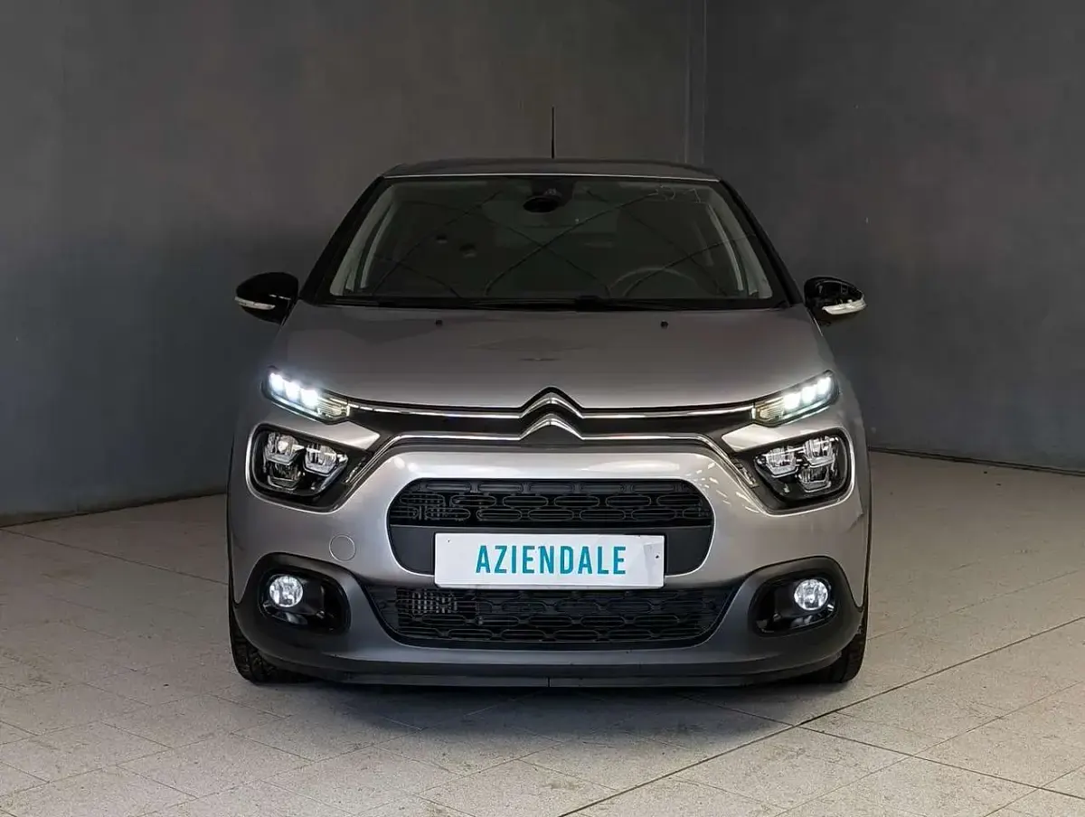 Usata Citroën C3 PureTech 110 CV (80 kW) 2024 Grigio Berlina