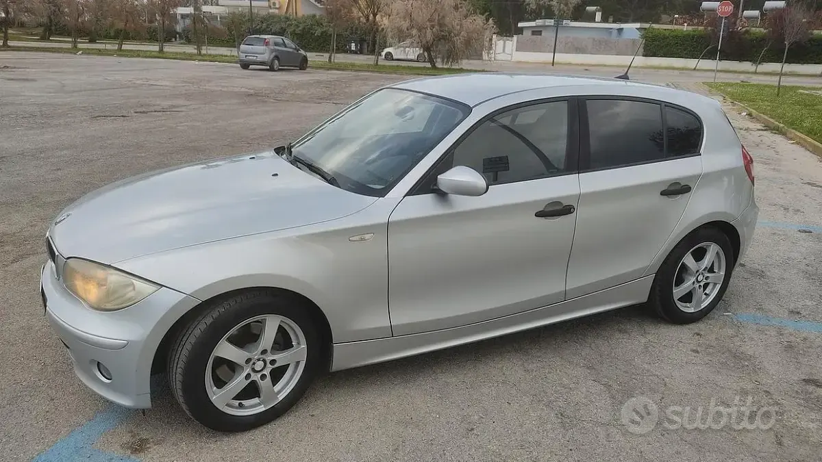 Usata BMW 118 2007 Grigio Utilitaria