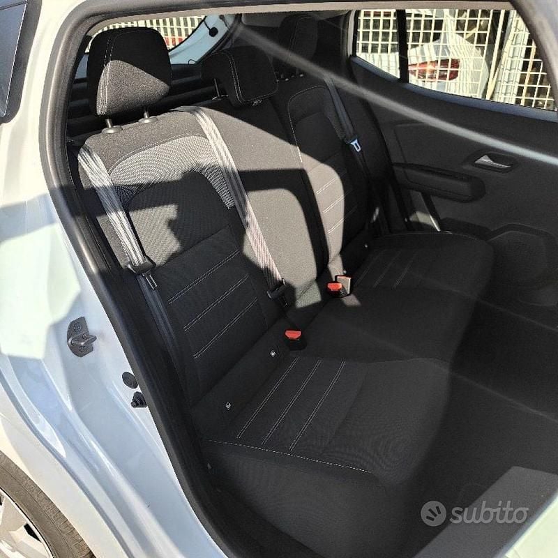 Usata Dacia Sandero Comfort 65 CV (47 kW) 2023 Bianco Berlina