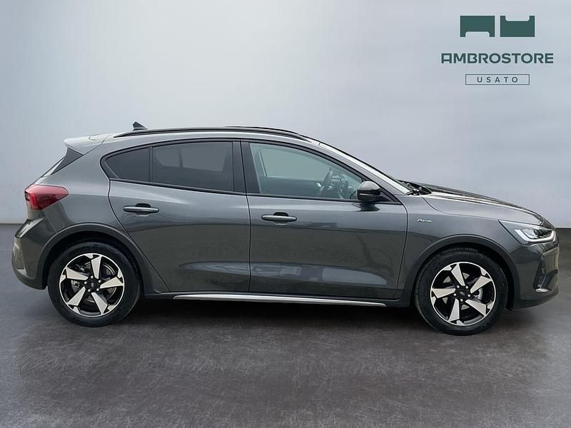 Usata Ford Focus Active 125 CV (91 kW) 2023 Magnetic grey SUV