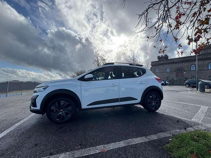 Usata Dacia Sandero Essentiel 101 CV (74 kW) 2024 Berlina