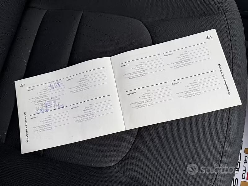 Usata Kia Rio EX 90 CV (66 kW) 2012 Grigio Berlina