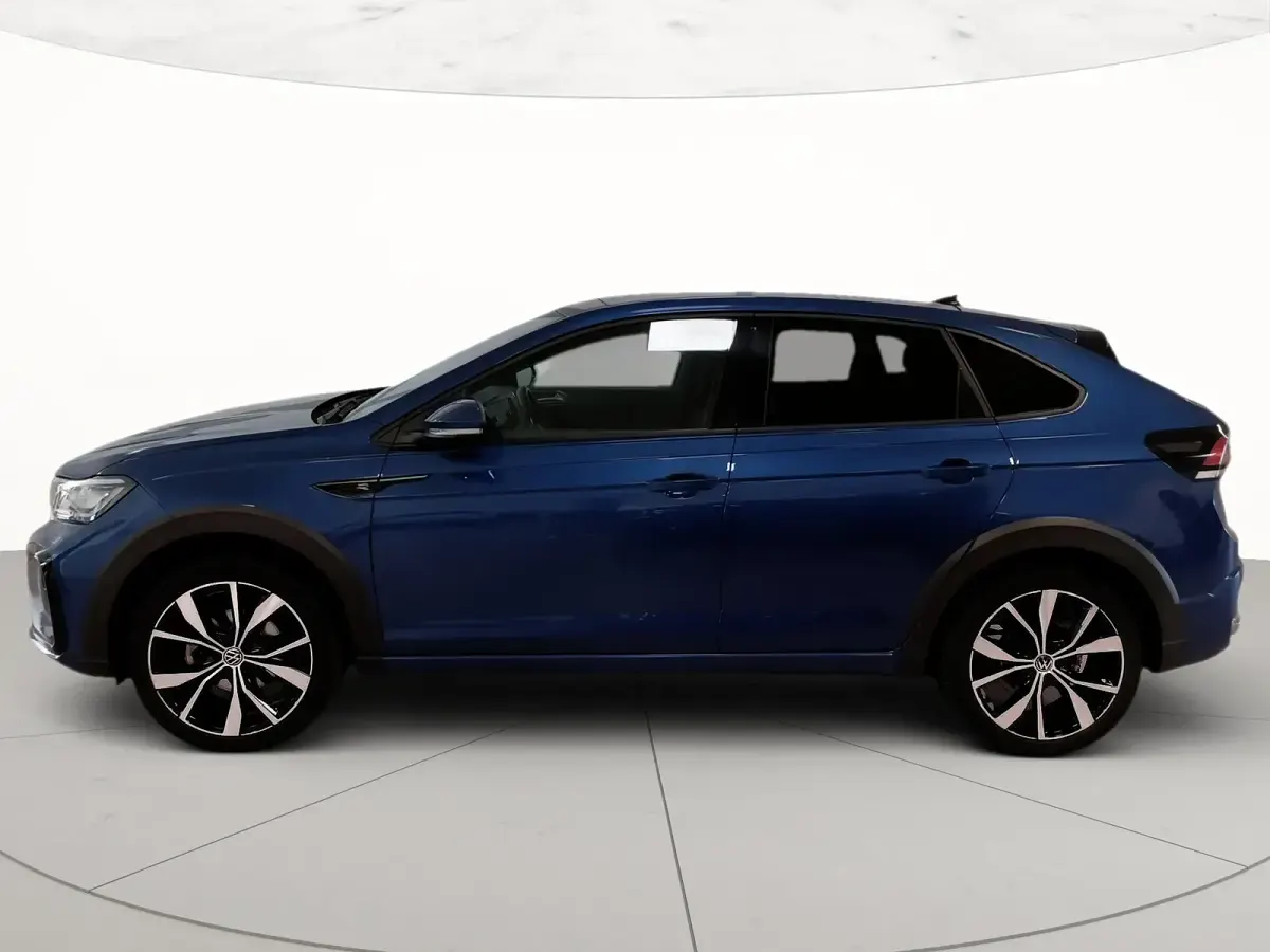 Usata VW Taigo R-line 110 CV (80 kW) 2023 Reef blue metallizzato SUV