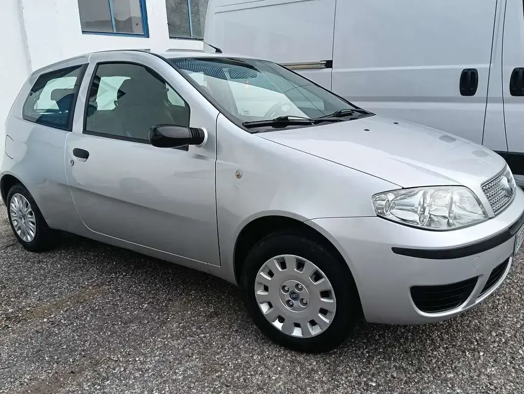 Usado Fiat Punto Classica 60 CV (44 kW) 2007 Utilitario