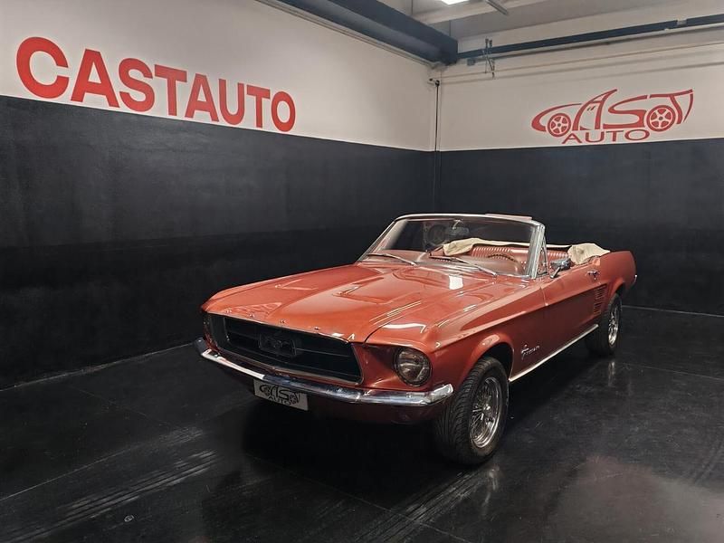 Usata Ford Mustang Convertible 183 CV (134 kW) 1967 Marrone Cabrio