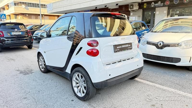 Usata Smart ForTwo Coupé Passion 71 CV (52 kW) 2008 Bianco Coupé