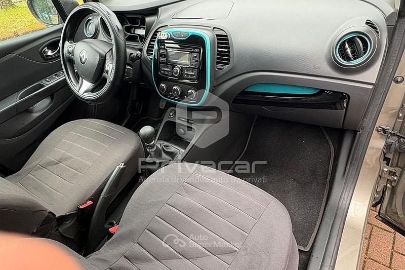 Occasion Renault Captur 90 ch (66 kW) 2014 Gris SUV