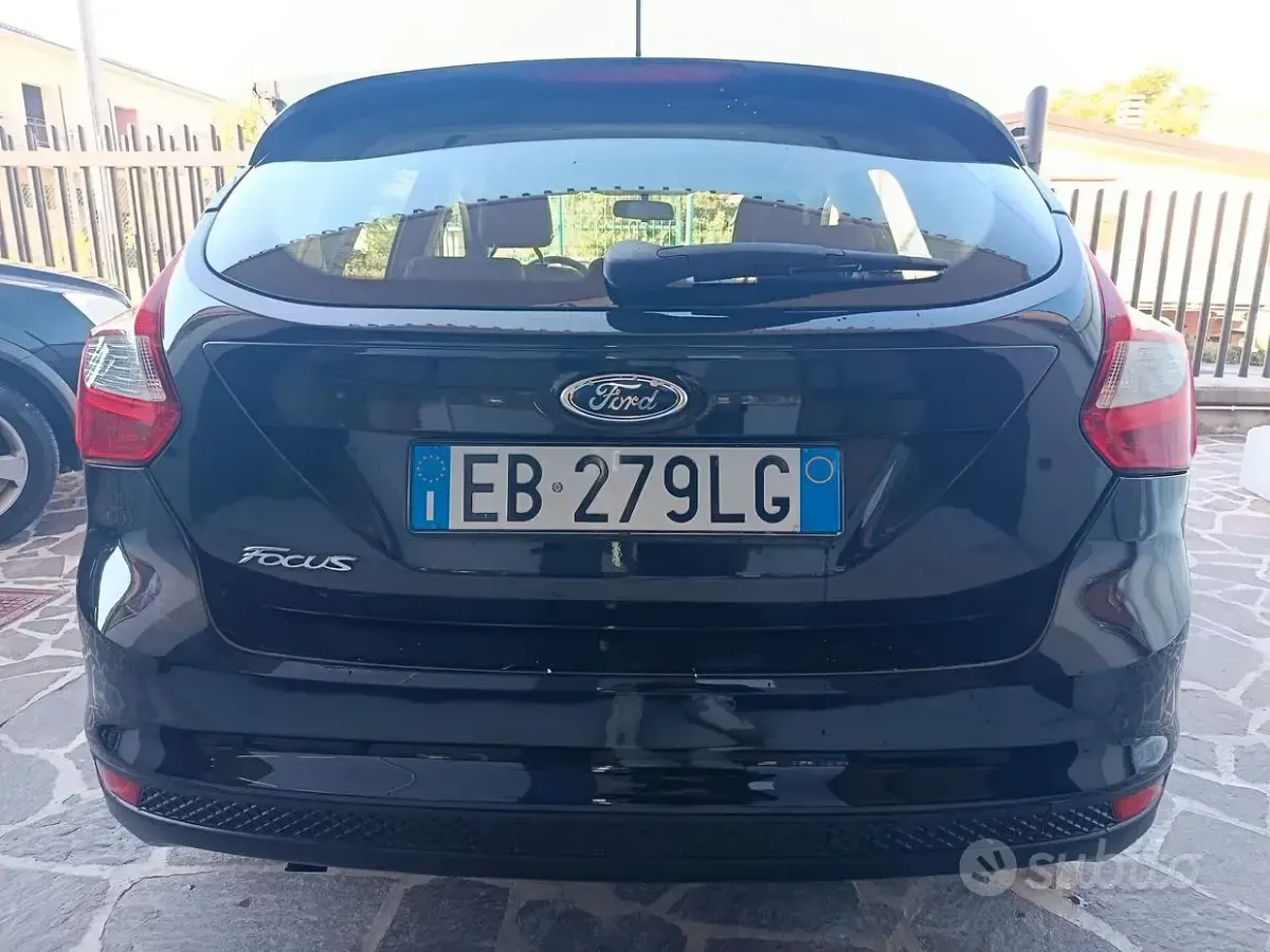 Usata Ford Focus Titanium 95 CV (69 kW) 2013 Nero Berlina