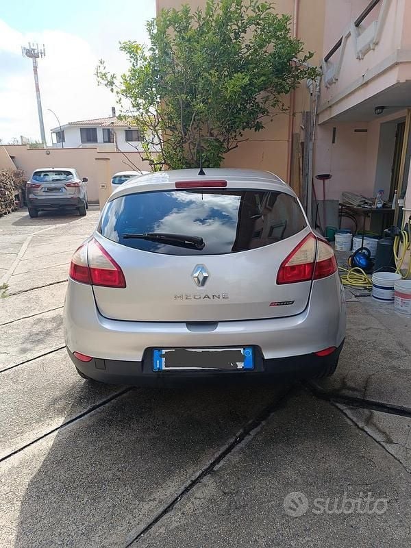 Usata Renault Mégane 110 CV (80 kW) 2009 Grigio Berlina