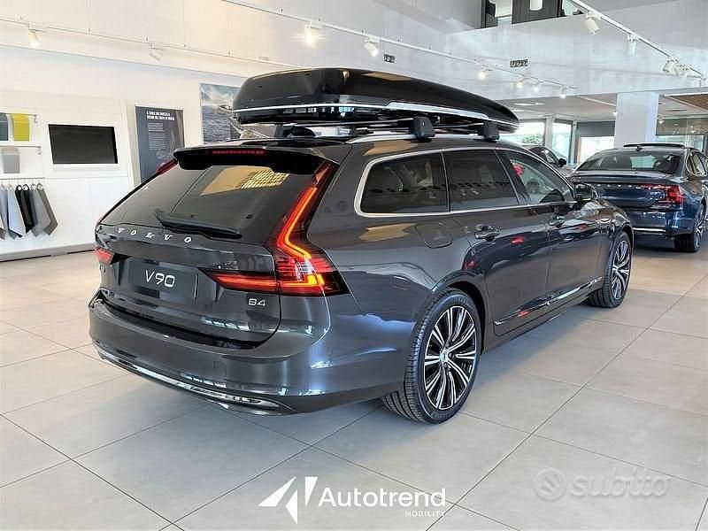 Nuova Volvo V90 2025 Grigio Station wagon
