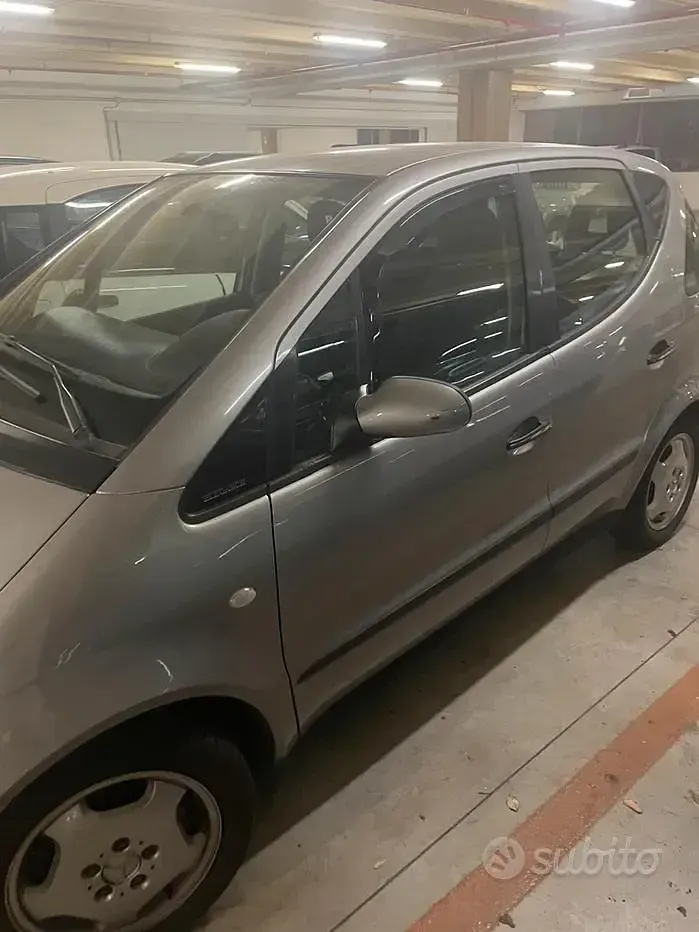 Usata Mercedes A170 95 CV (69 kW) 2002 Grigio Utilitaria