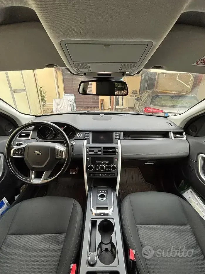 Usata Land Rover Discovery Sport 150 CV (110 kW) 2019 Grigio SUV