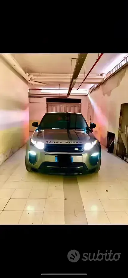 Usata Land Rover Range Rover evoque HSE Dynamic 179 CV (131 kW) 2018 Grigio SUV