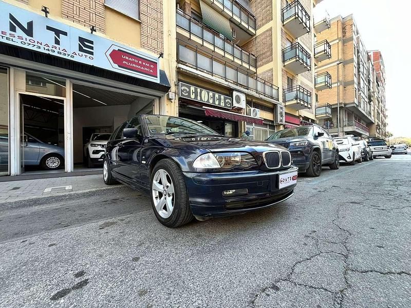 Usata BMW 320 136 CV (100 kW) 2001 Blu/azzurro Station wagon