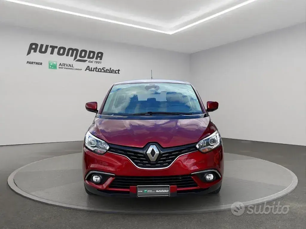 Usata Renault Scenic E-Tech Business 120 CV (88 kW) 2020 Rosso Monovolume