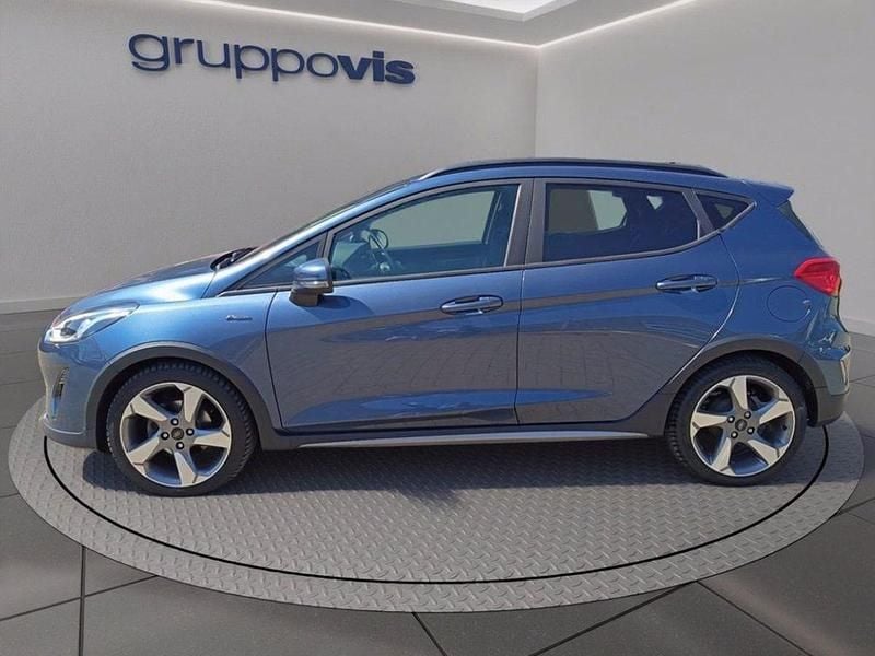 Usata Ford Fiesta Active 101 CV (74 kW) 2018 Chrome blue Utilitaria