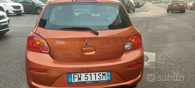 Usata Mitsubishi Space Star 71 CV (52 kW) 2019 Marrone Utilitaria