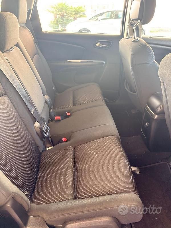 Usata Fiat Freemont 170 CV (125 kW) 2013 Grigio SUV